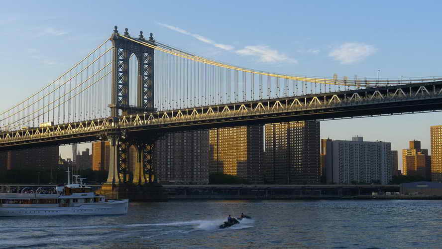 NYC_2015-06-21 19-48-08_P1110393